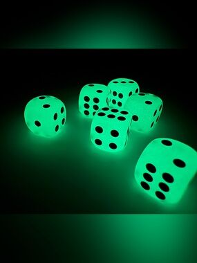 Set of 6 Glow in the Dark Green Plastic D6 Dice for Dice Games